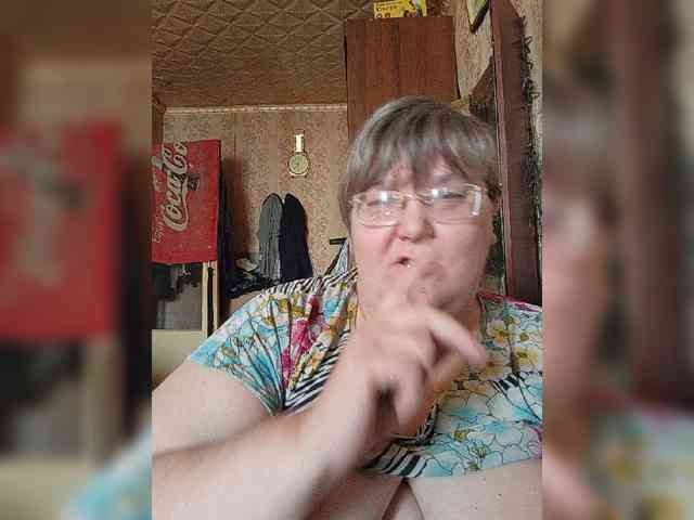 Olga47 webcam