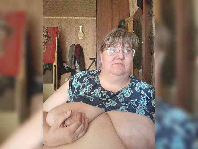 Olga47 webcam