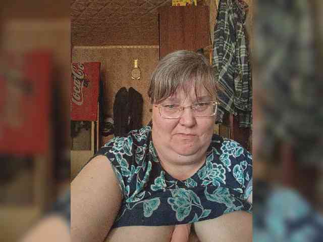 Olga47 webcam