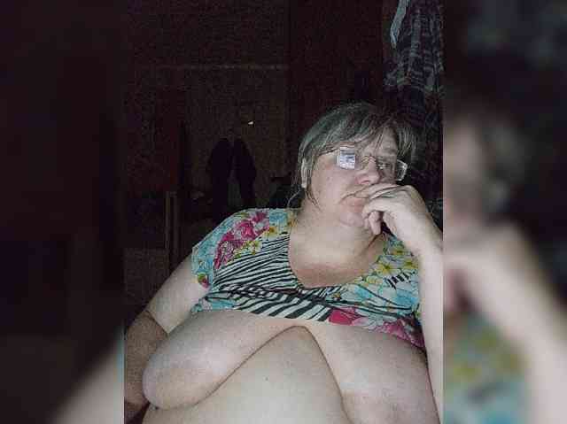 Olga47 webcam