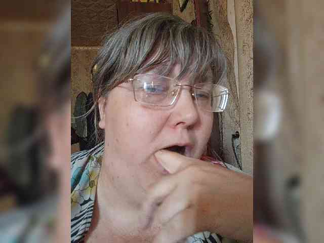 Olga47 webcam