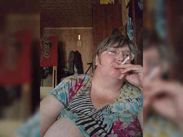 Olga47 webcam