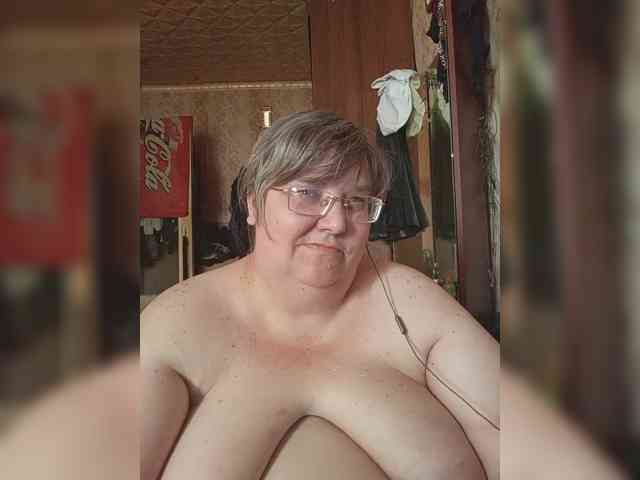 Olga47 webcam