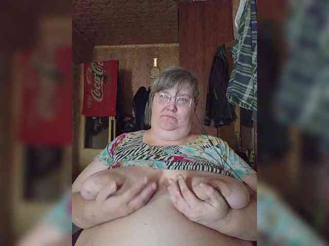 Olga47 webcam