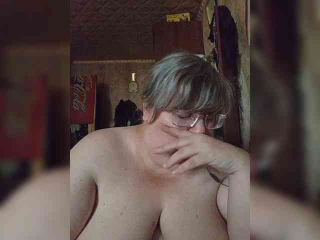 Olga47 webcam