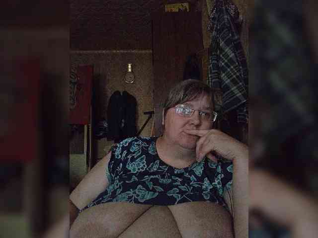Olga47 webcam