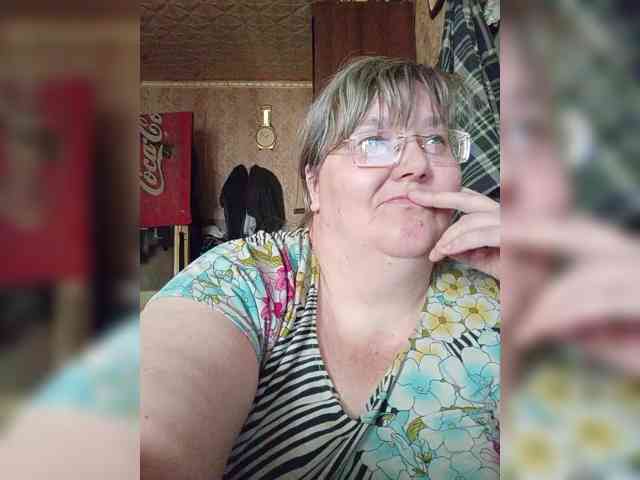 Olga47 webcam