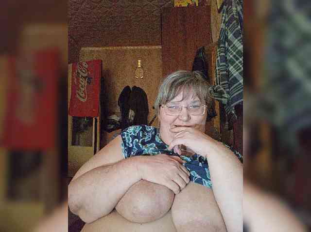 Olga47 webcam