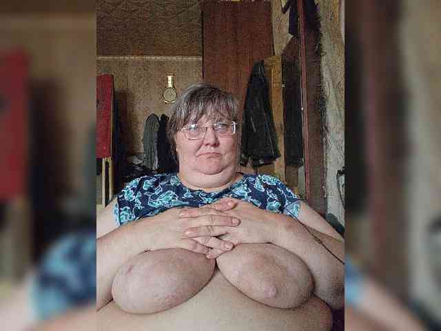 Olga47 webcam