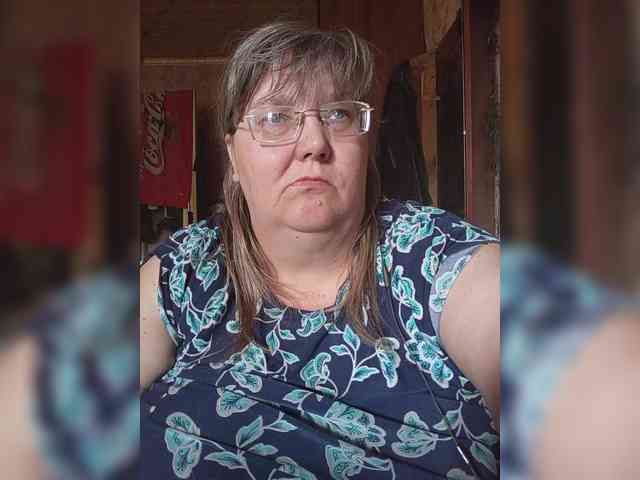 Olga47 webcam