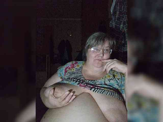 Olga47 webcam