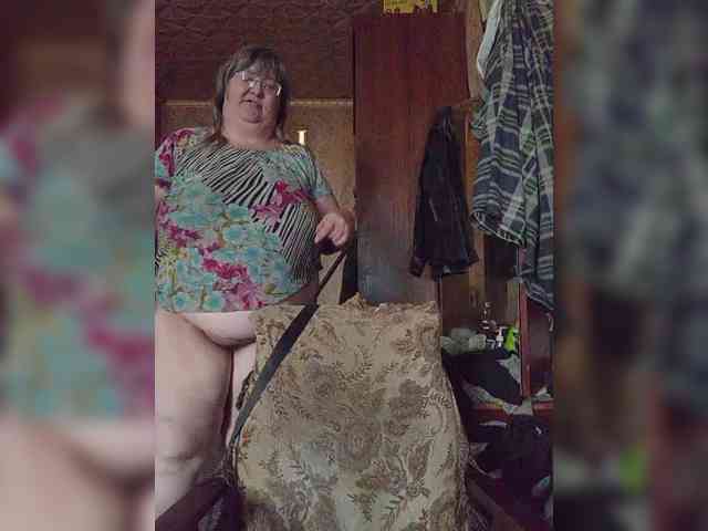 Olga47 webcam
