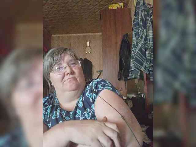 Olga47 webcam