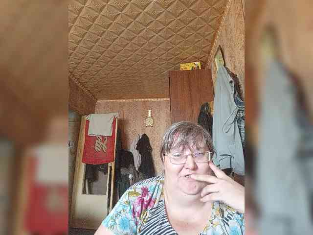 Olga47 webcam