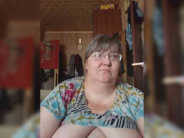 Olga47 webcam