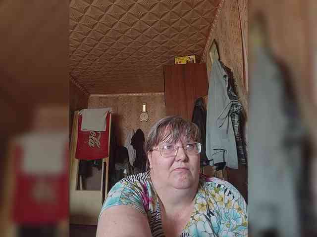 Olga47 webcam
