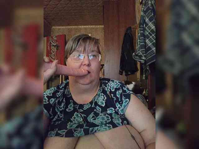 Olga47 webcam