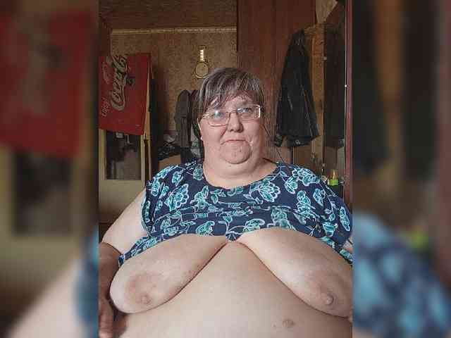 Olga47 webcam