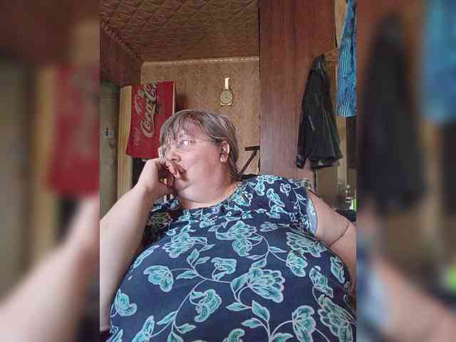 Olga47 webcam
