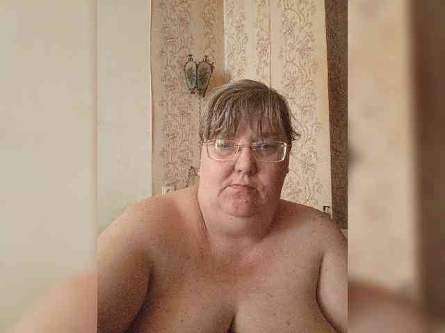 Olga47 webcam