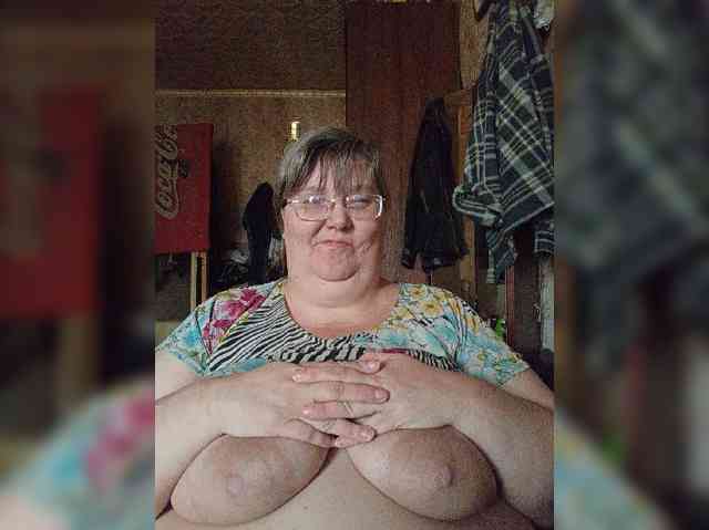 Olga47 webcam