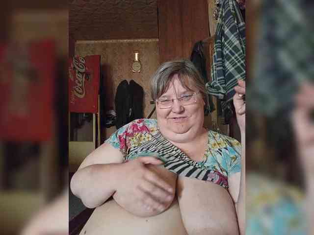 Olga47 webcam