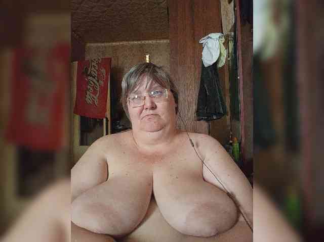 Olga47's cam show statistics and live stream