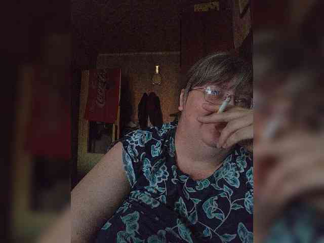 Olga47 webcam