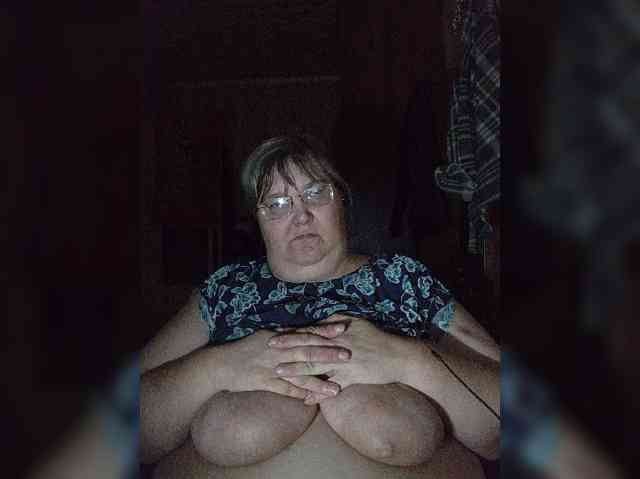 Olga47 webcam