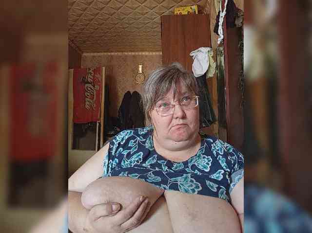 Olga47 webcam