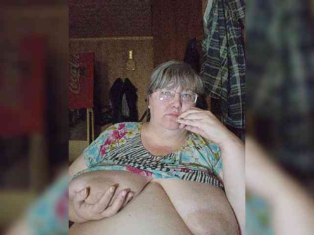 Olga47 webcam