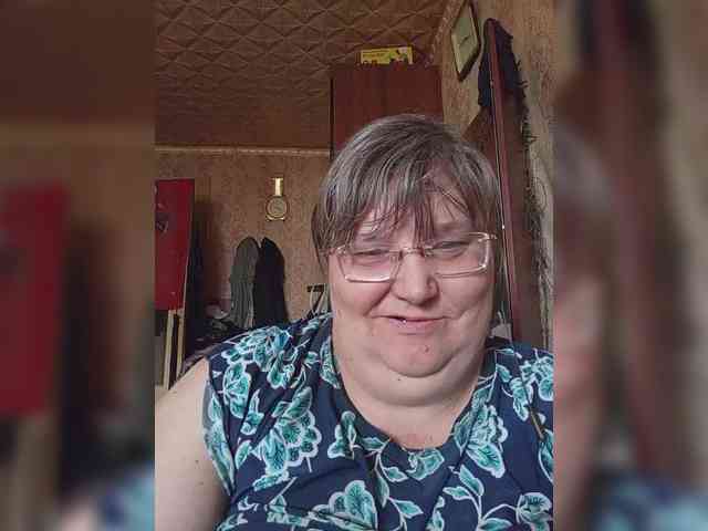 Olga47 webcam