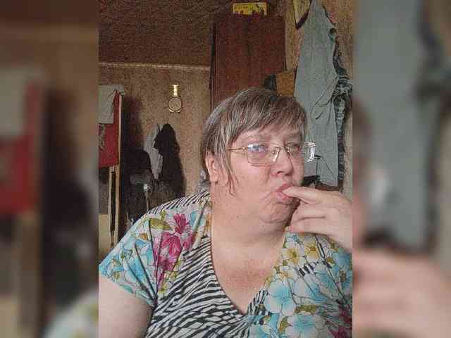 Olga47 webcam