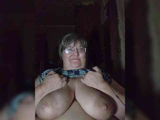 Olga47 webcam