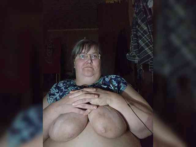 Olga47 webcam