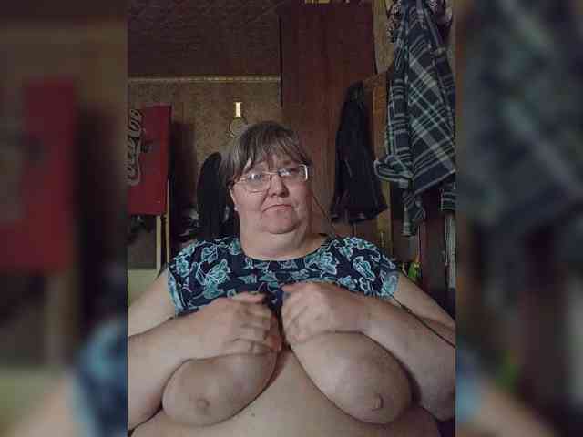 Olga47 webcam