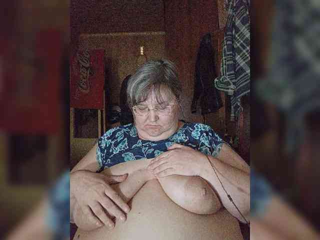 Olga47 webcam