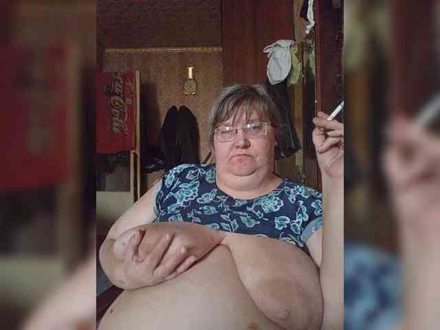 Olga47 webcam