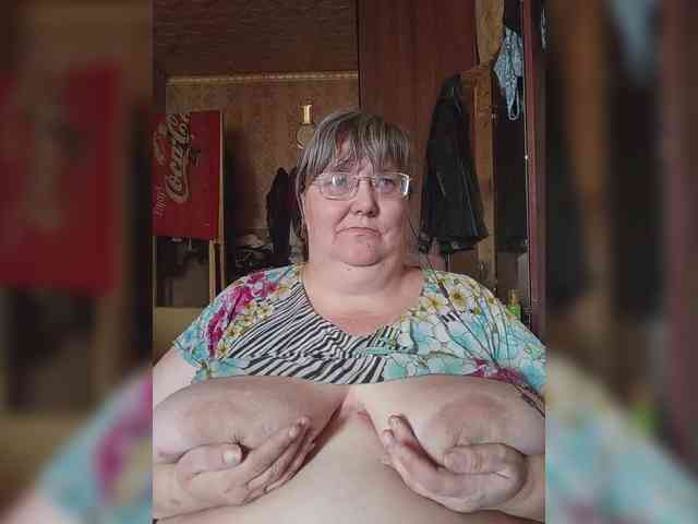 Olga47 webcam