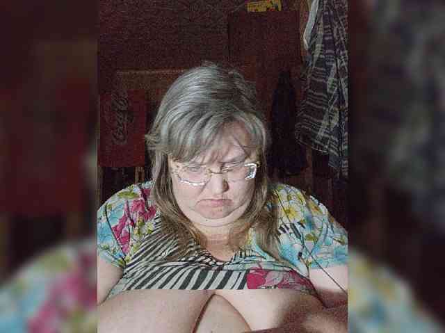 Olga47 webcam