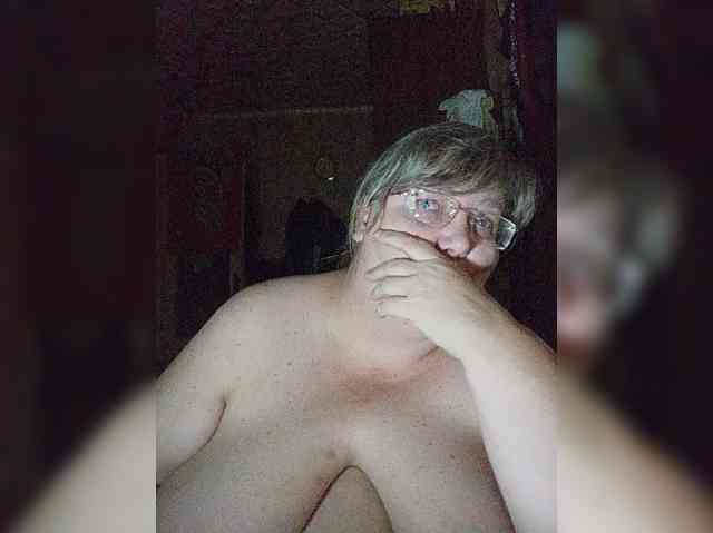 Olga47 webcam