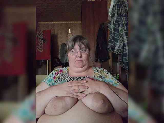 Olga47 webcam
