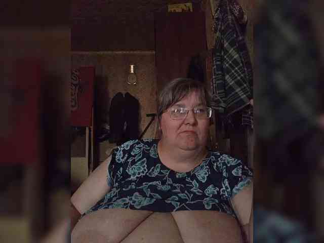 Olga47 webcam