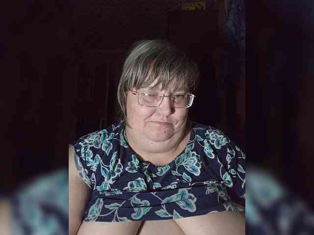 Olga47 webcam