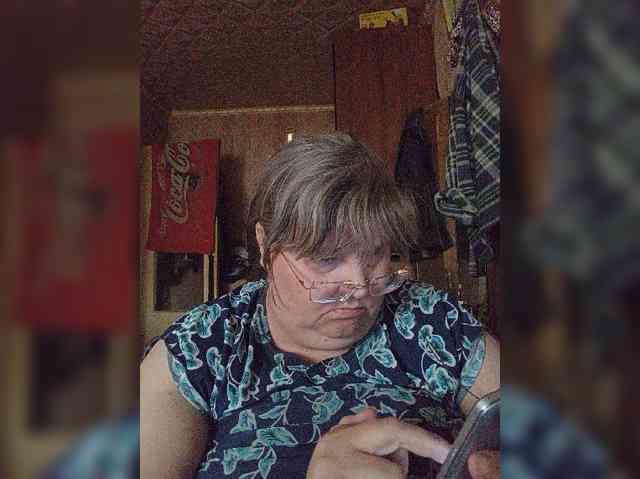 Olga47 webcam