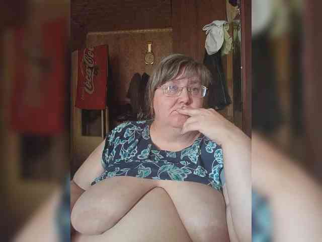 Olga47 webcam