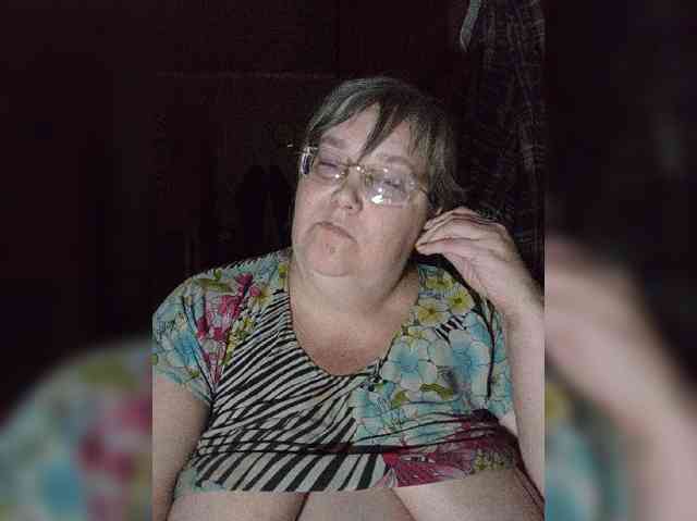 Olga47 webcam
