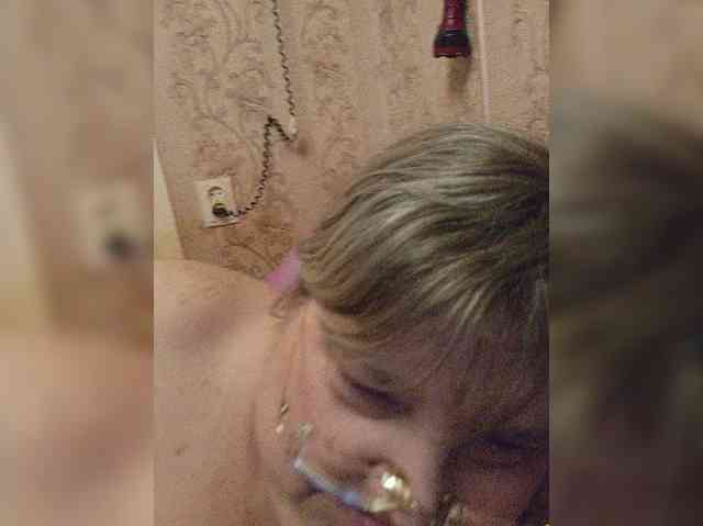 Olga47 webcam