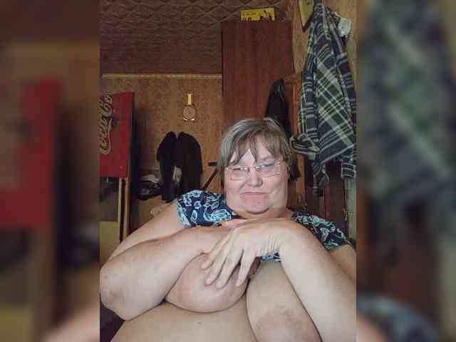 Olga47 webcam