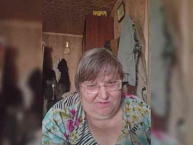 Olga47 webcam